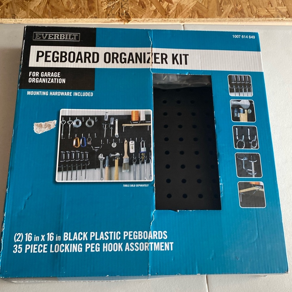 Pegboard organizer kit